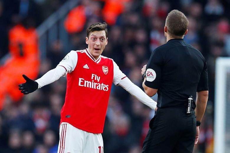 Sepak Bola: Bos Arsenal Arteta memberi playmaker Ozil keuntungan dari keraguan