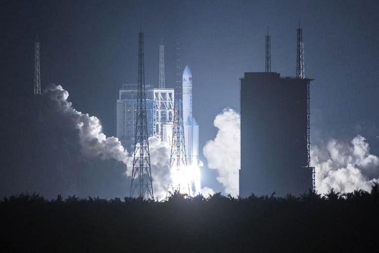 China Luncurkan Roket Kuat untuk Misi Mars 2020