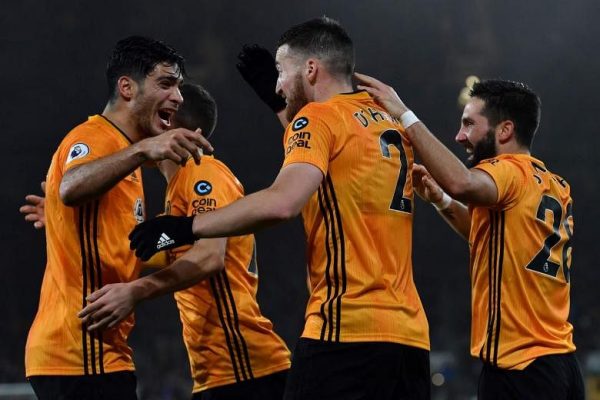 Sepak Bola: Tawaran gelar Man City compang-camping setelah runtuh di Wolves