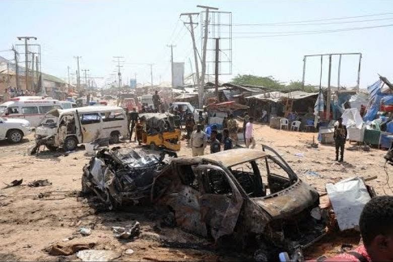 Bom mobil besar-besaran di ibukota Somalia, Mogadishu, menewaskan sedikitnya 79 orang