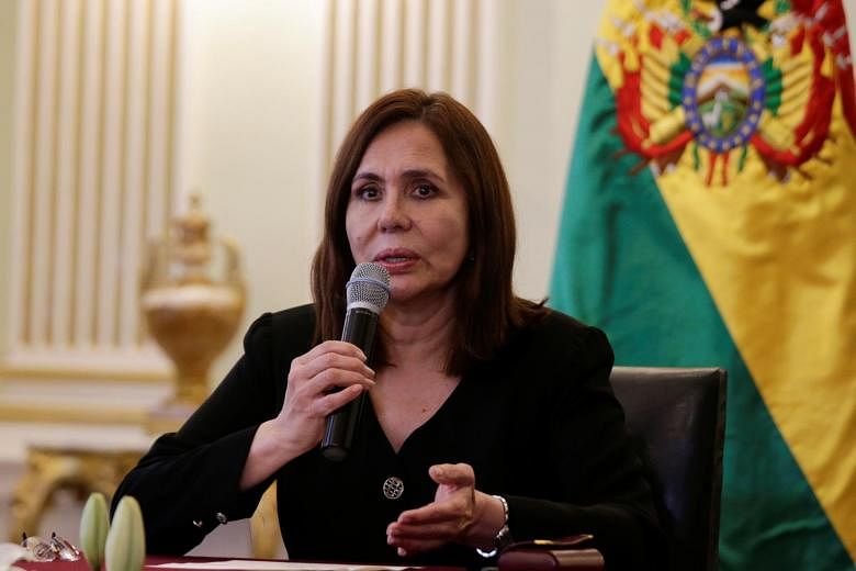 Spanyol terlibat pertikaian diplomatik antara Bolivia, Meksiko