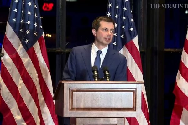 Pete Buttigieg keluar dari pemilihan presiden Demokrat