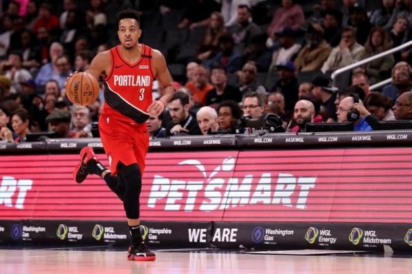 Bola Basket: Guard Trail Blazers CJ McCollum tidak menandatangani tanda tangan karena wabah virus corona