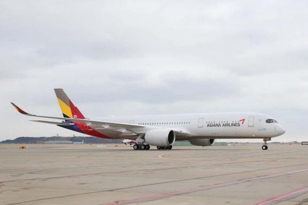 Asiana Airlines menjadi maskapai ke-2 yang meminta staf untuk mengambil cuti tanpa bayaran di tengah penyebaran virus corona