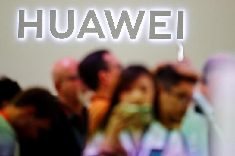 Pejabat Gedung Putih mengatakan Huawei memiliki pintu belakang rahasia untuk mengekstrak data