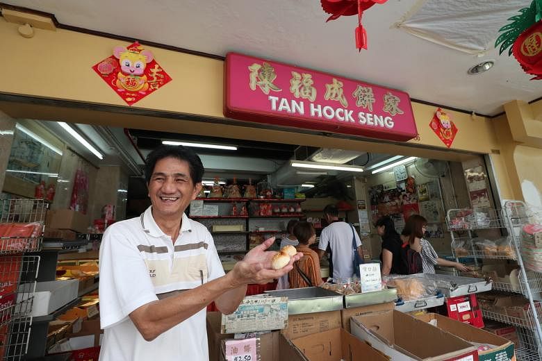 Tan Hock Seng Cake Shop yang berusia 89 tahun, yang terkenal dengan kue-kue Hokkien, akan tetap buka selama satu tahun lagi