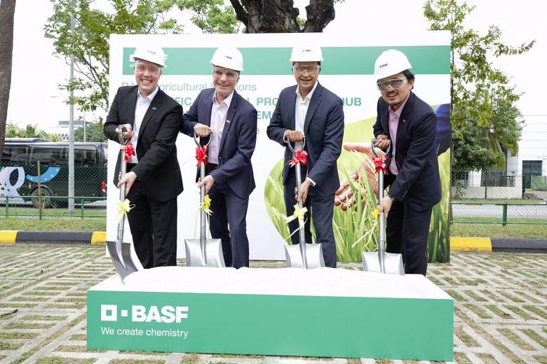 Perusahaan kimia Jerman BASF mendirikan pabrik senilai $ 45 juta