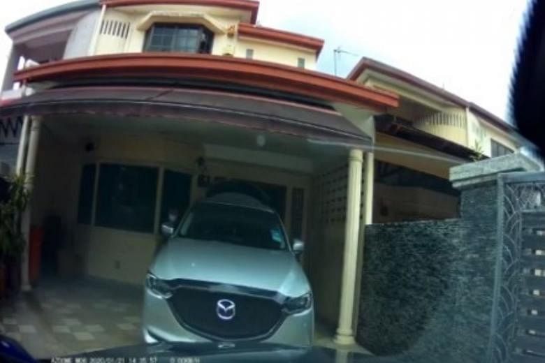 Pasangan Malaysia kembali ke rumah untuk menemukan kendaraan pencuri menghalangi jalan masuk mereka
